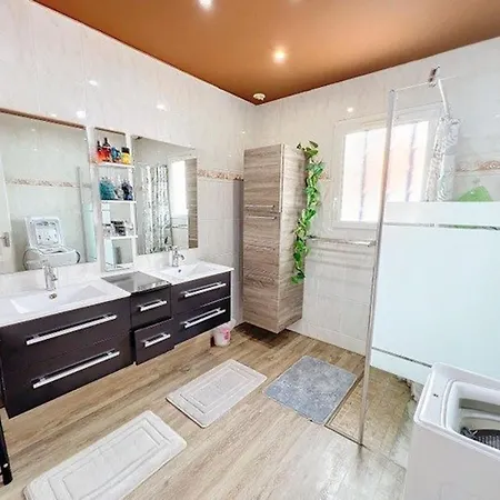 בית נופש Maison Pres De La Plage, Climatisee, Terrasse, Parking - Fr-1-529-296 *